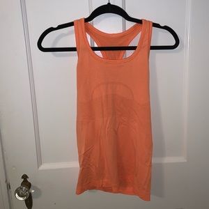 Lulu lemon workout top